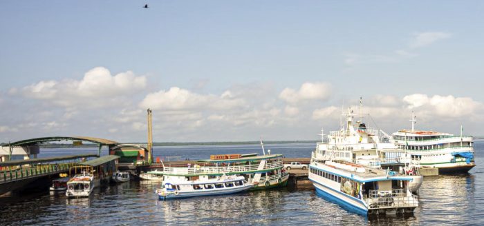amazonia-manaus-porto-barcos