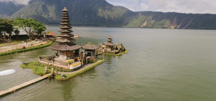 brunei-bali-templo-ulundanu